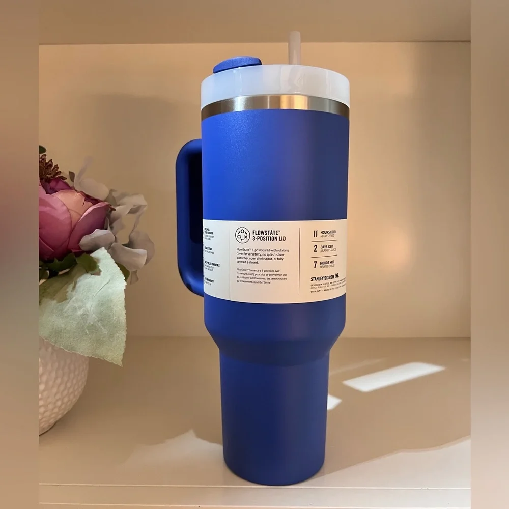 🎉LAST PIECE🎉Stanley 40‎ oz. Quencher H2.0 FlowState Tumbler Iris